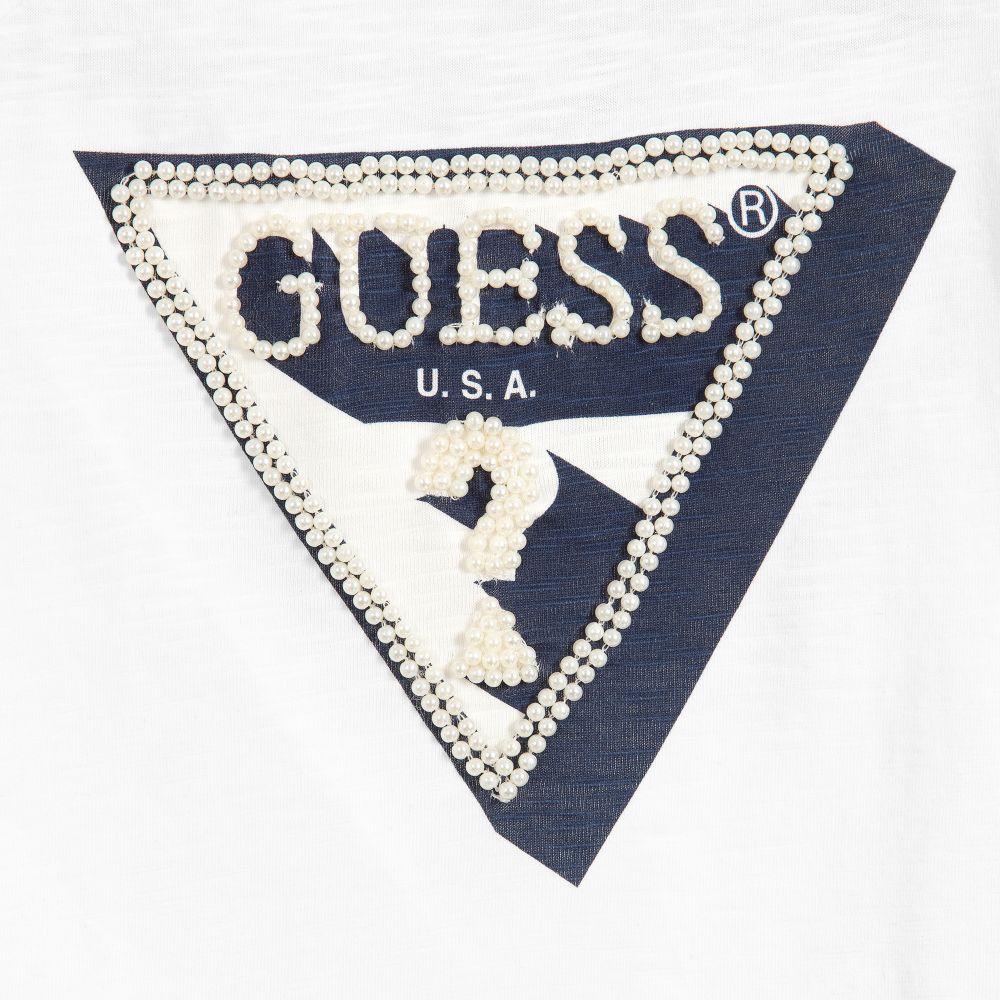 guess white t shirt with pearl logo 272385 077c8ee9c49cf1c83bb59f51b9265fb605a2283f